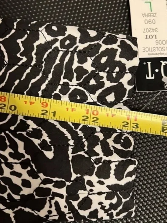 RQT Quilted Women's Zebra Zip Up Lightweight Jacket NWT Size Large - Picture 11 of 11